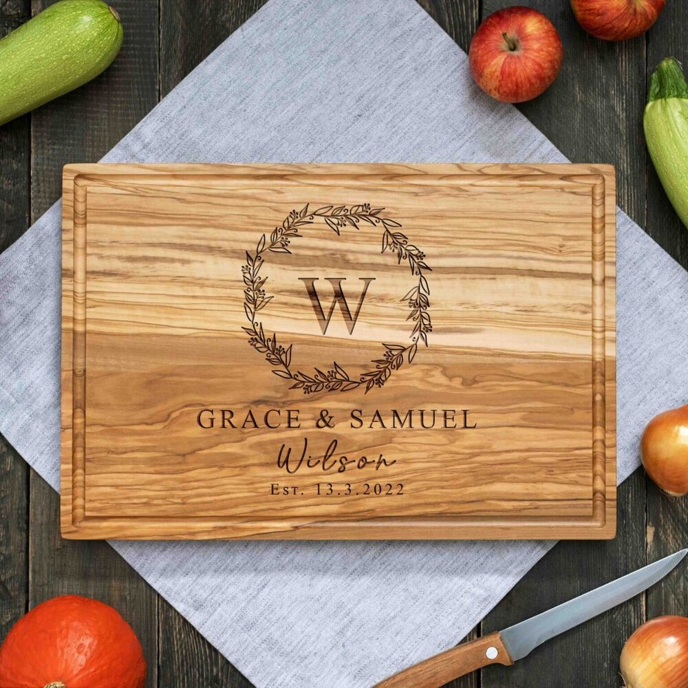 Personalized Olive Wood Cutting Board – Wedding & Anniversary Gift